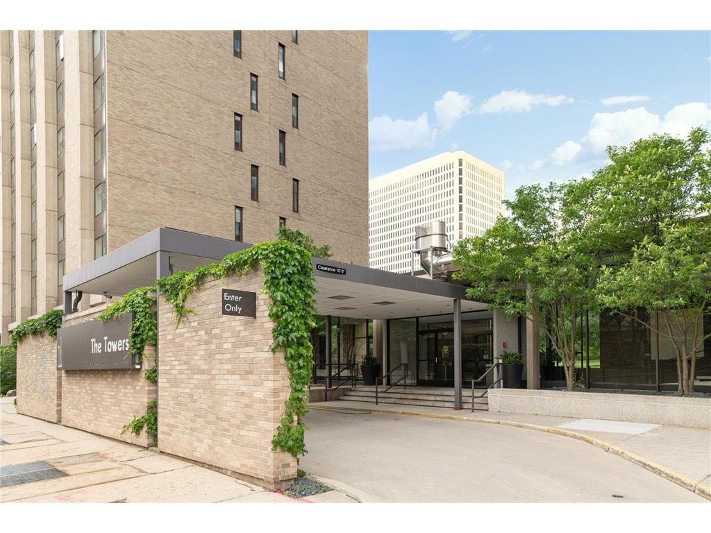 15 S 1st Street #A1401 Minneapolis MN 55401 6246828 image1