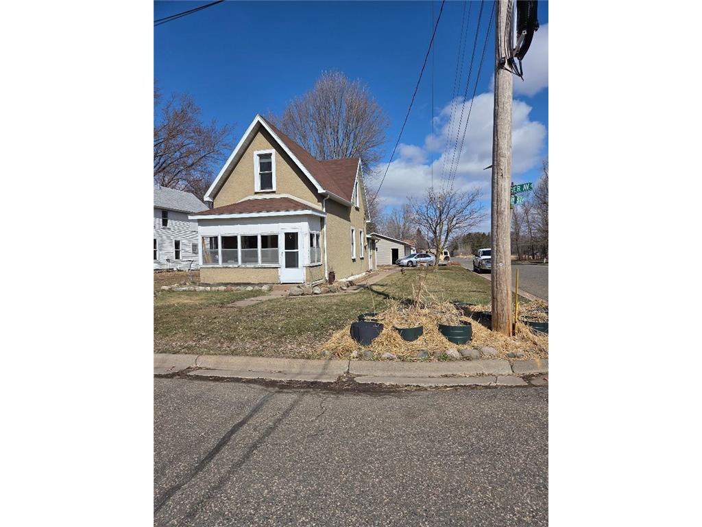 15 W 3rd Street Rush City MN 55069 7043969 image1