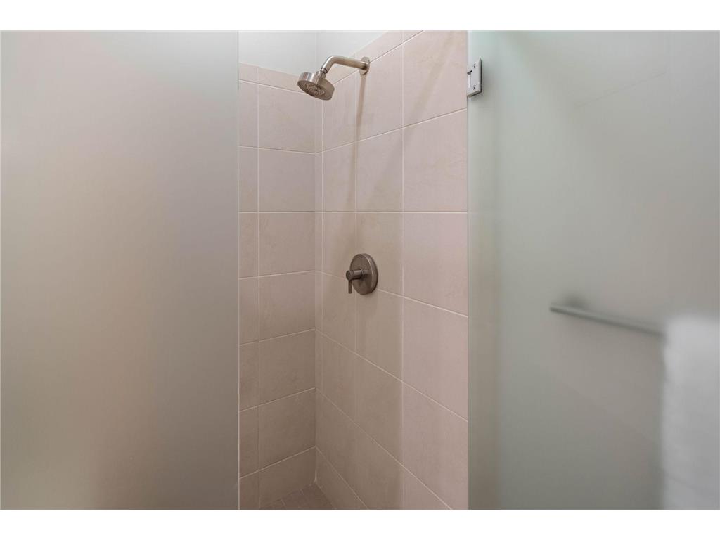 150 2nd Street NE #B413 Minneapolis MN 55413 7078815 image25