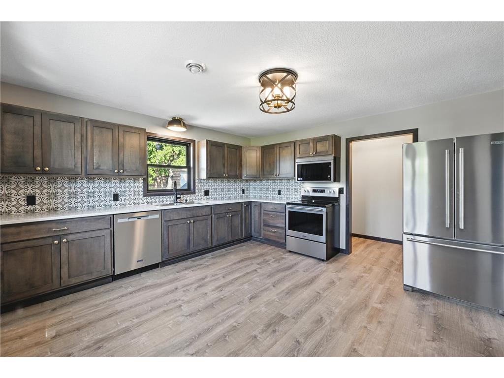 150 Broadway St E New Germany MN 55367 7089425 image16