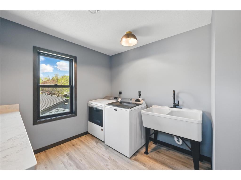 150 Broadway St E New Germany MN 55367 7089425 image21