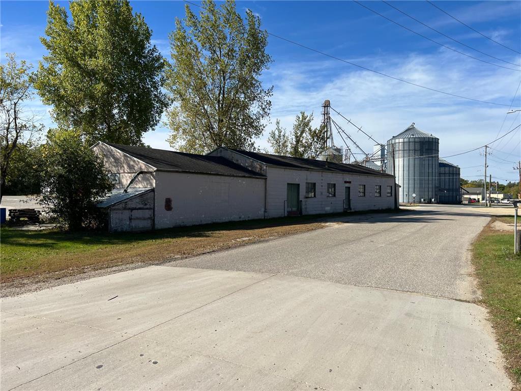 150 E 1st Street, Zumbrota, MN, 55992 MLS 6267516 Edina Realty