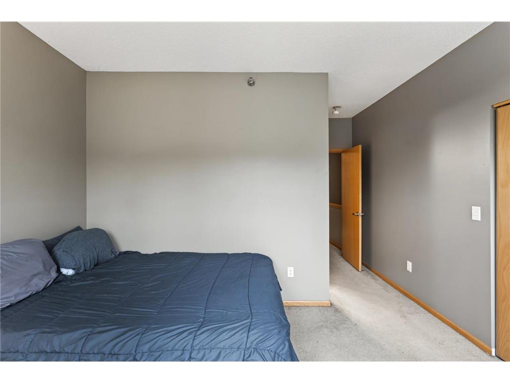 150 E Burnsville Parkway #101 Burnsville MN 55337 7060512 image19