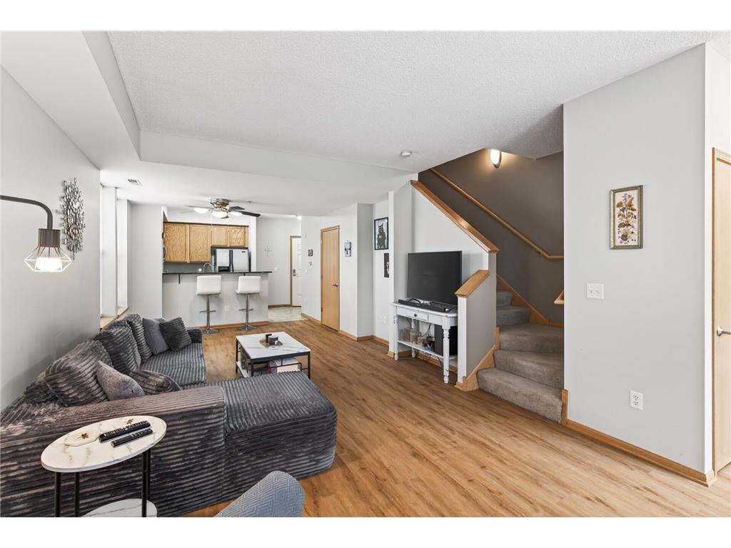 150 E Burnsville Parkway #101 Burnsville MN 55337 7060512 image2