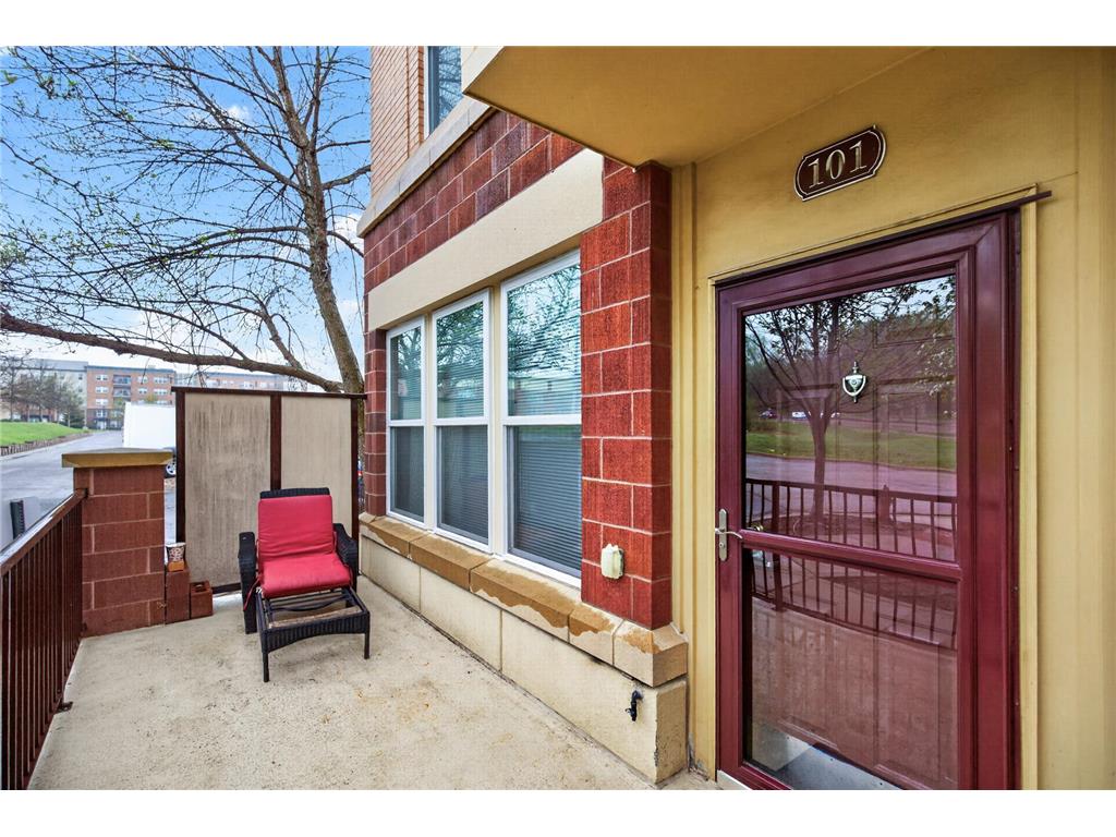 150 E Burnsville Parkway #101 Burnsville MN 55337 7060512 image21