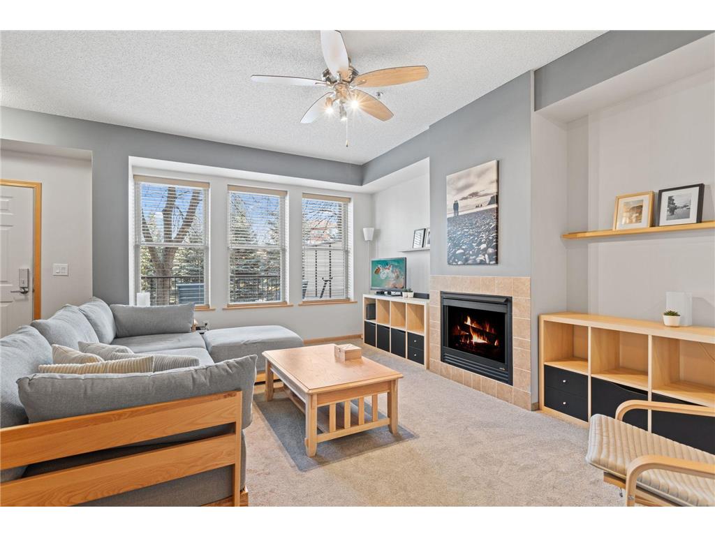 150 E Burnsville Parkway #107 Burnsville MN 55337 6683610 image1