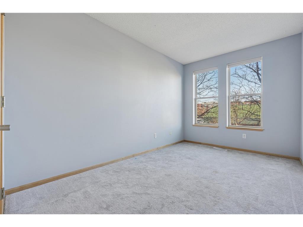 150 E Burnsville Parkway #116 Burnsville MN 55337 6817833 image12