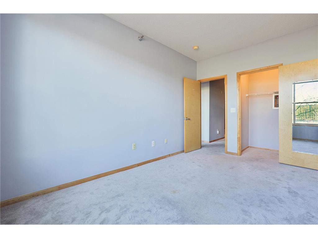 150 E Burnsville Parkway #116 Burnsville MN 55337 6817833 image13