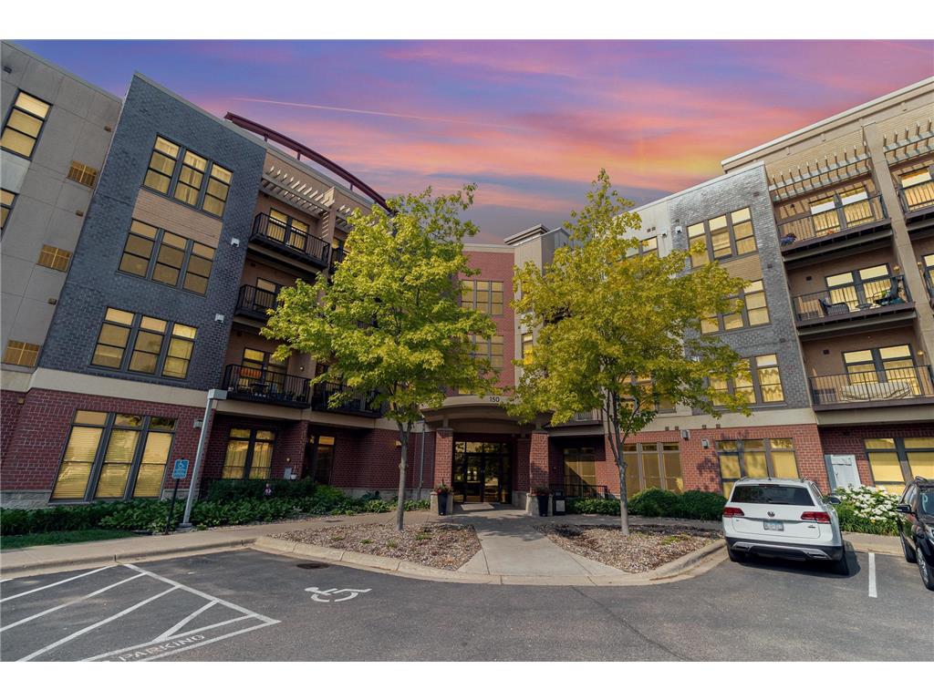 150 E Travelers Trail 117, Burnsville, MN, 55337 MLS 6359488