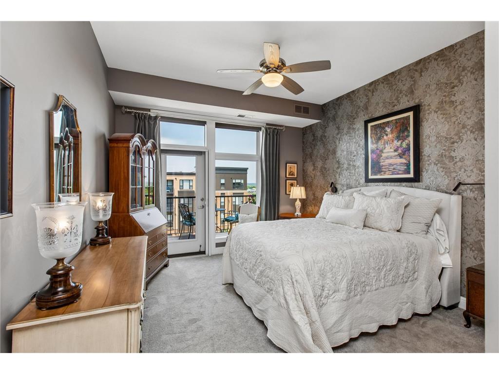 150 E Travelers Trail #420 Burnsville MN 55337 7102460 image16