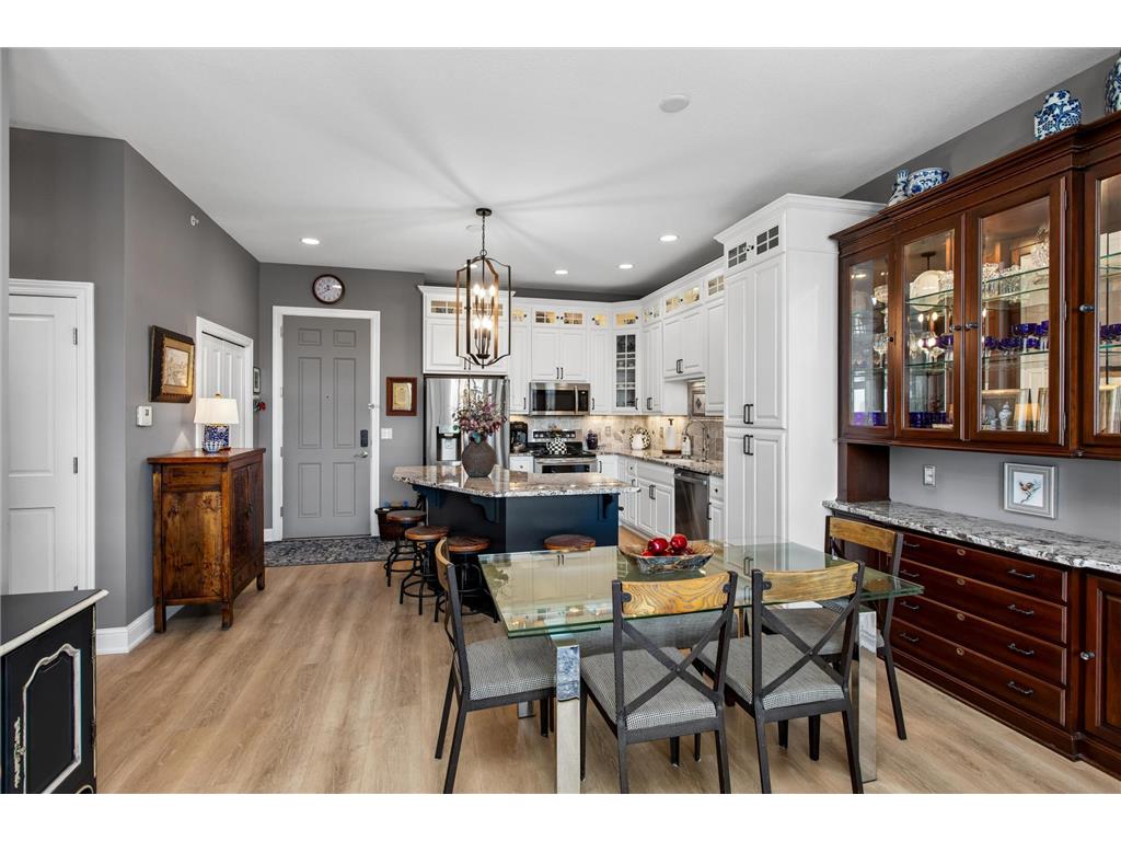 150 E Travelers Trail #420 Burnsville MN 55337 7102460 image9