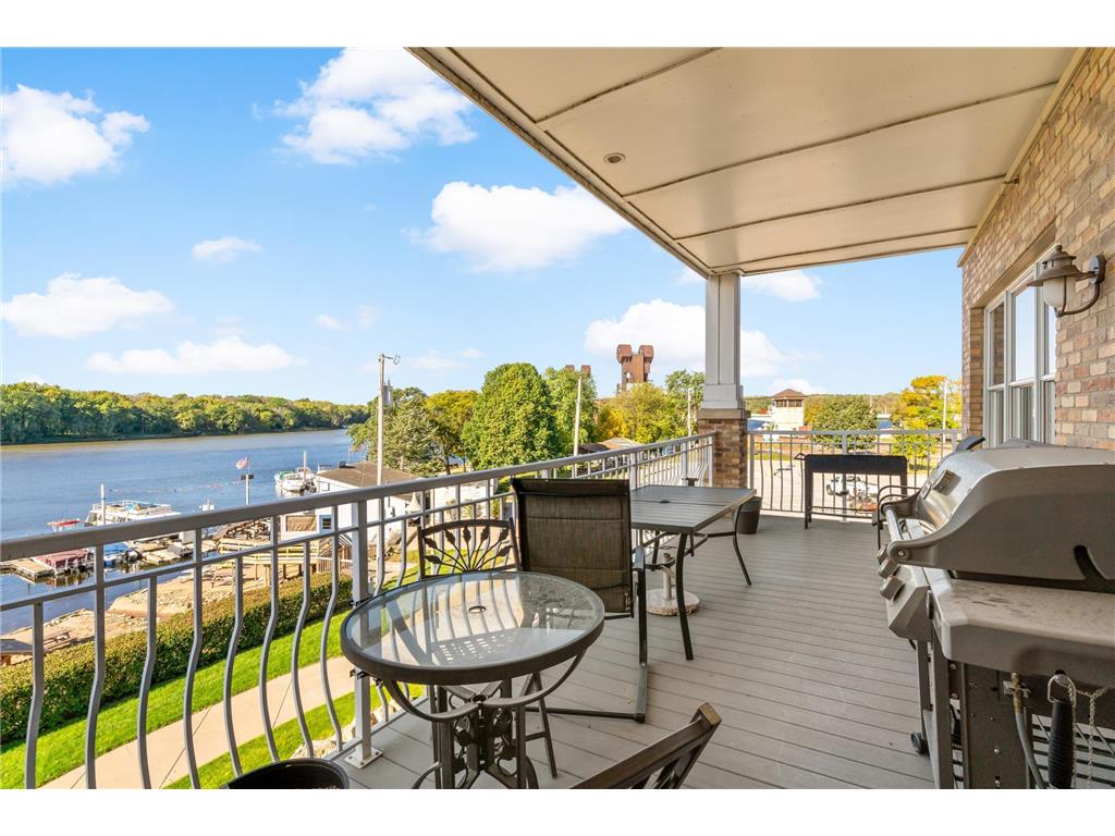 150 Front Street #225 Prescott WI 54021 - St Croix River 6447334 image1