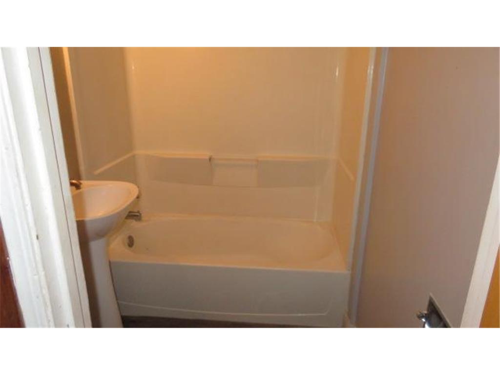 150 Harrison Street W Annandale MN 55302 7009143 image8