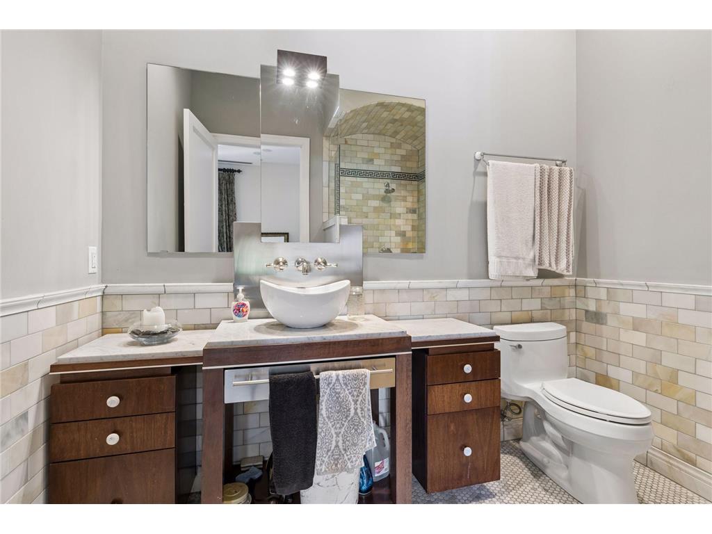 150 Portland Avenue #500 Minneapolis MN 55401 7103701 image105