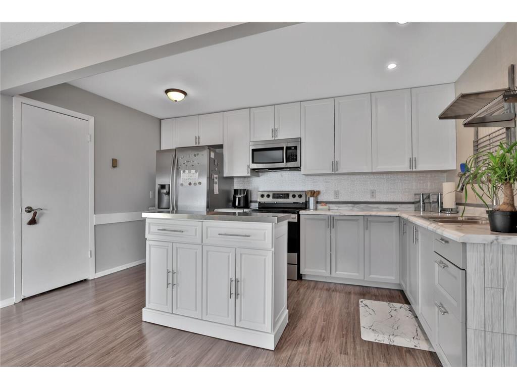 150 S Irving Avenue Rush City MN 55069 6649758 image1