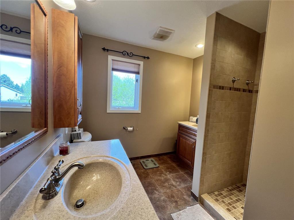 1500 Mc Auliffe Place NW Alexandria MN 56308 7070846 image27
