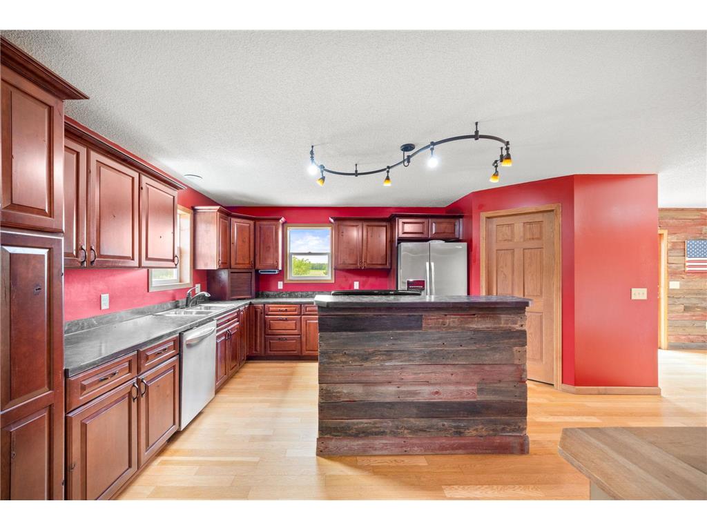 1500 Olympic Street Braham MN 55006 7087765 image6