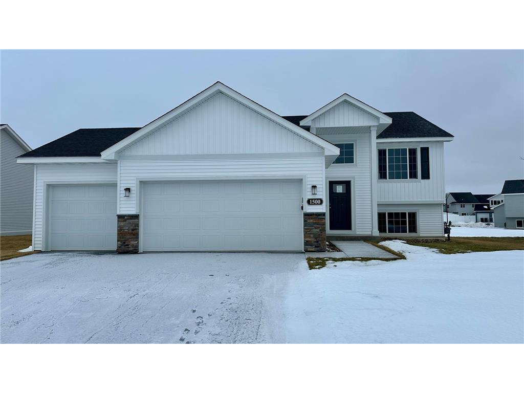 1500 Raccoon Lane New Richmond WI 54017 6822672 image1