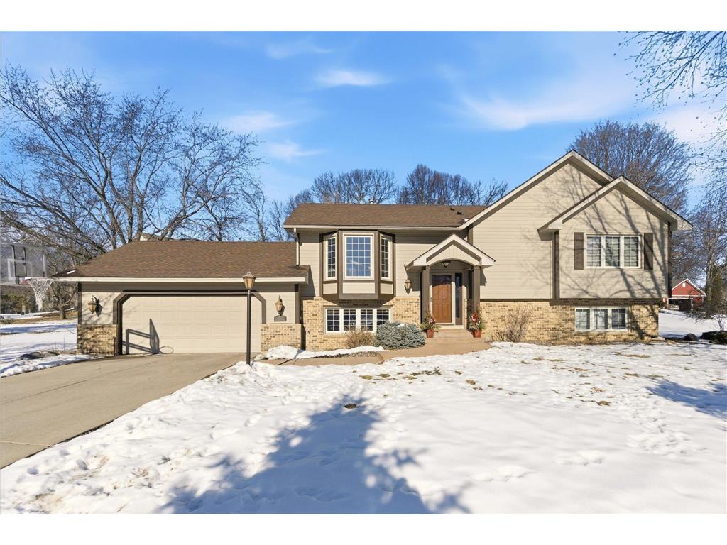 1500 Rushmore Drive Burnsville MN 55306 6736940 image1