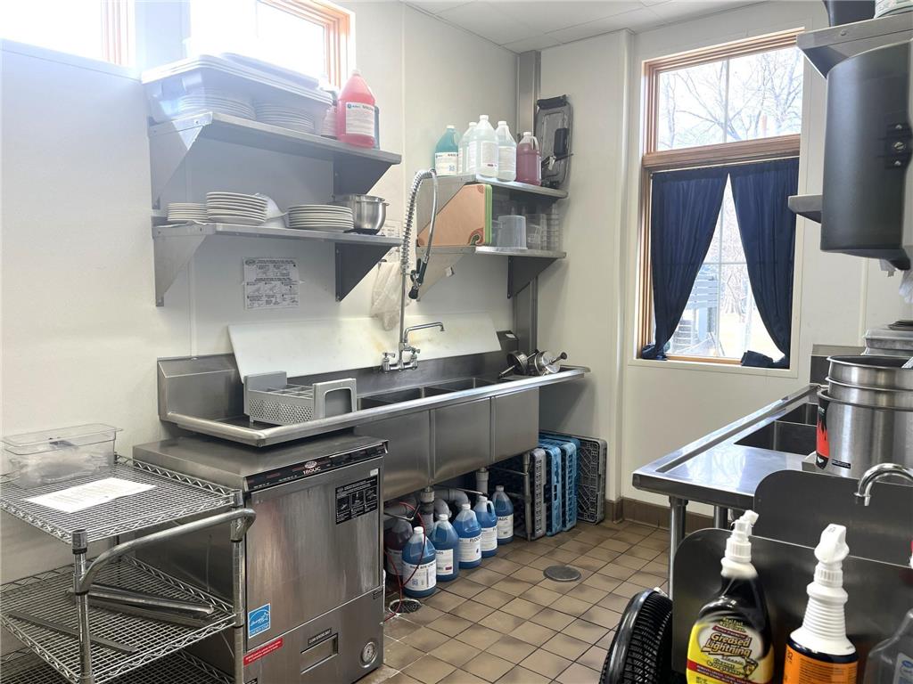 1500 S State Street Fairmont MN 56031 7046445 image14