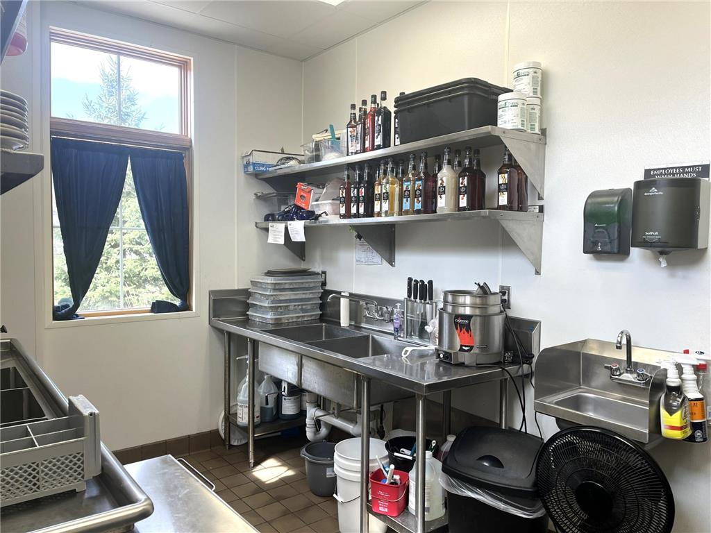 1500 S State Street Fairmont MN 56031 7046445 image15