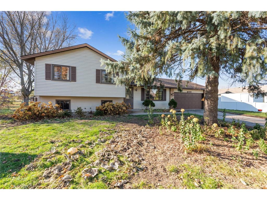 15001 Charlston Avenue W Rosemount MN 55068 6445189 image1