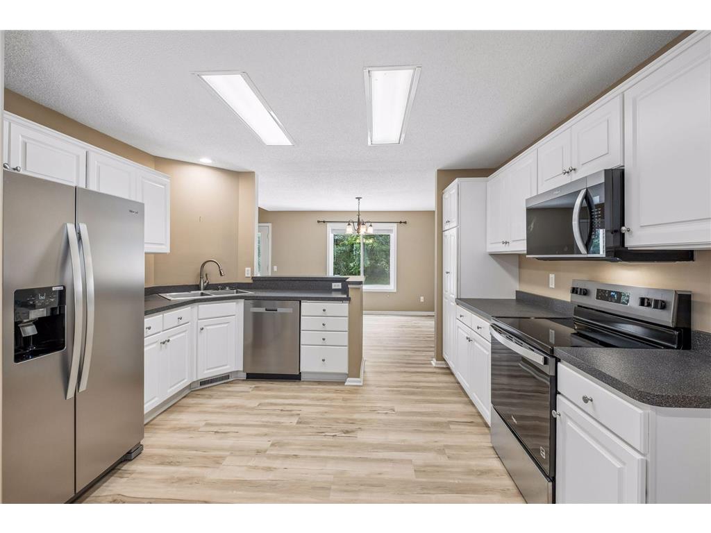 15003 Windemere Lane Burnsville MN 55306 7108024 image4