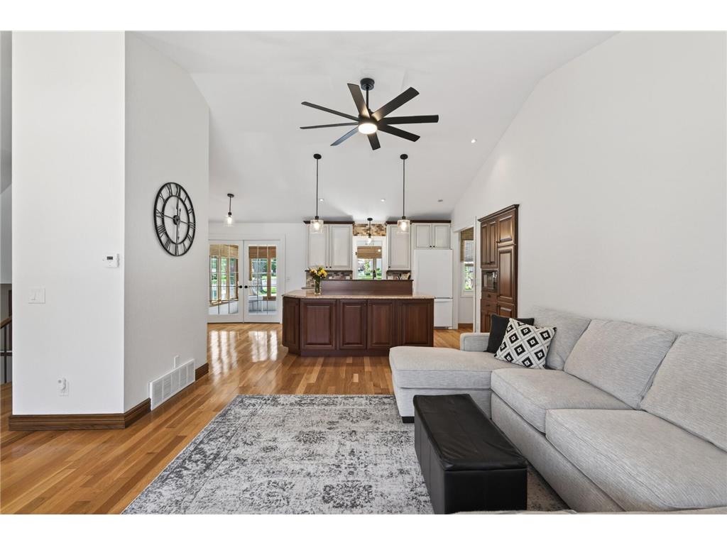 15005 76th Place N Maple Grove MN 55311 7071738 image6