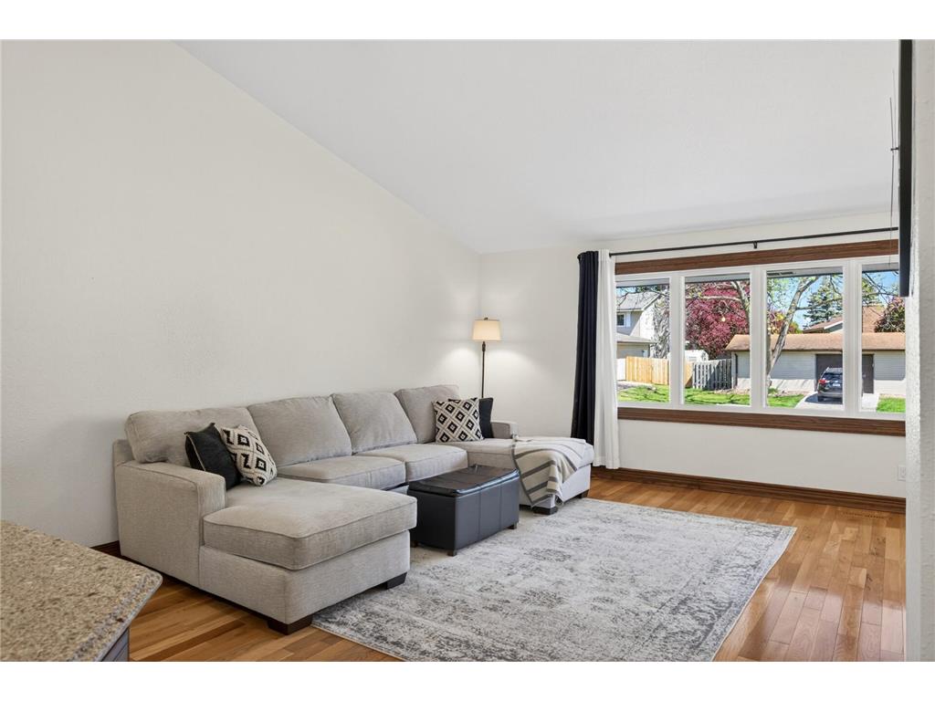 15005 76th Place N Maple Grove MN 55311 7071738 image7