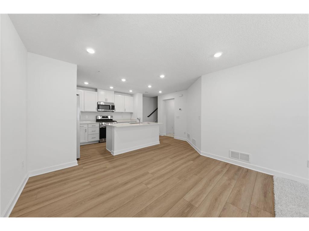 15006 Adare Way Rosemount MN 55068 7082318 image6