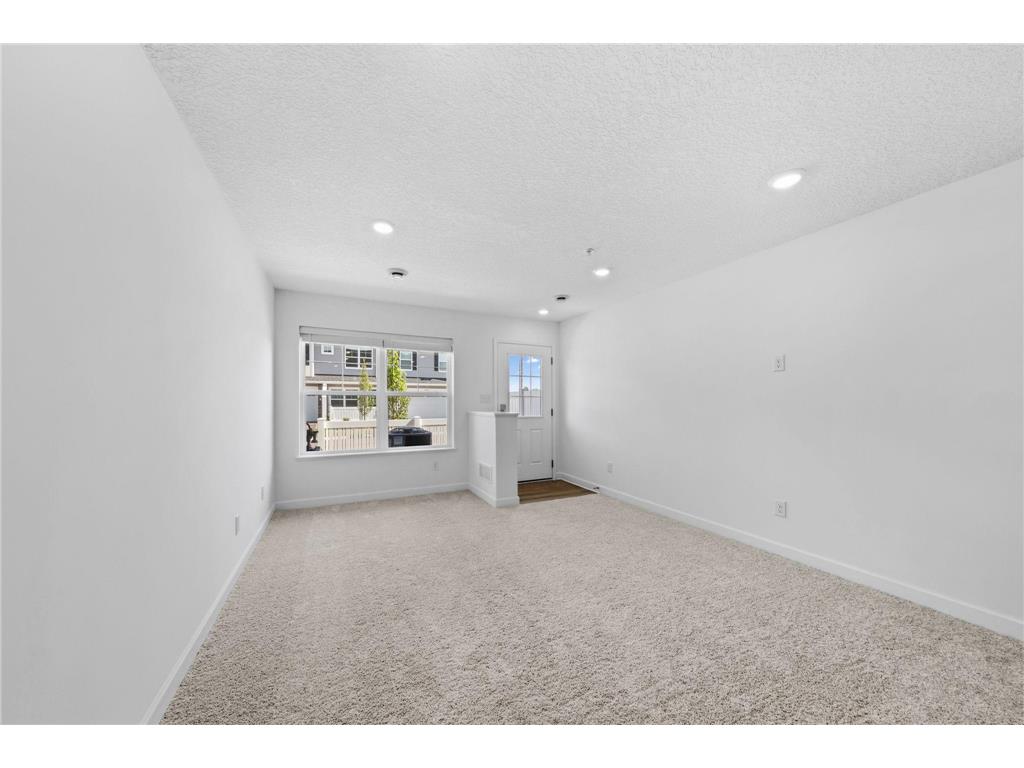 15006 Adare Way Rosemount MN 55068 7082318 image8