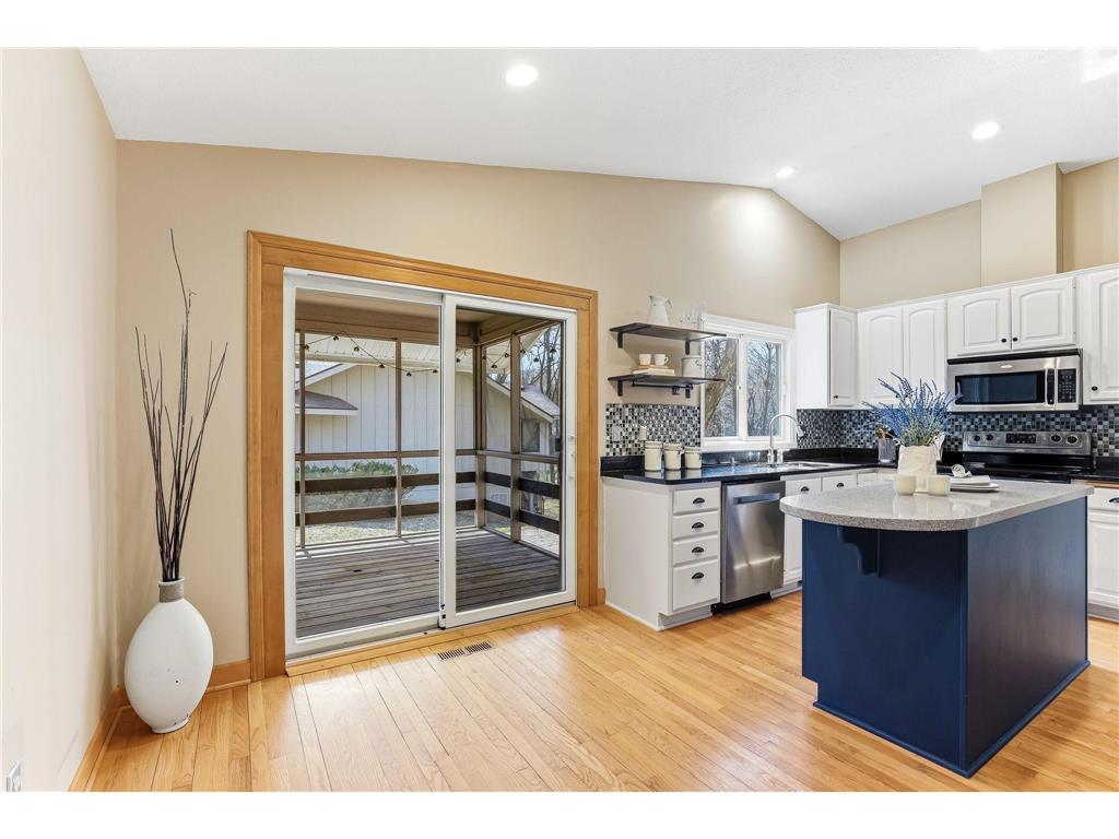 15008 1st Avenue S Burnsville MN 55306 7034422 image11