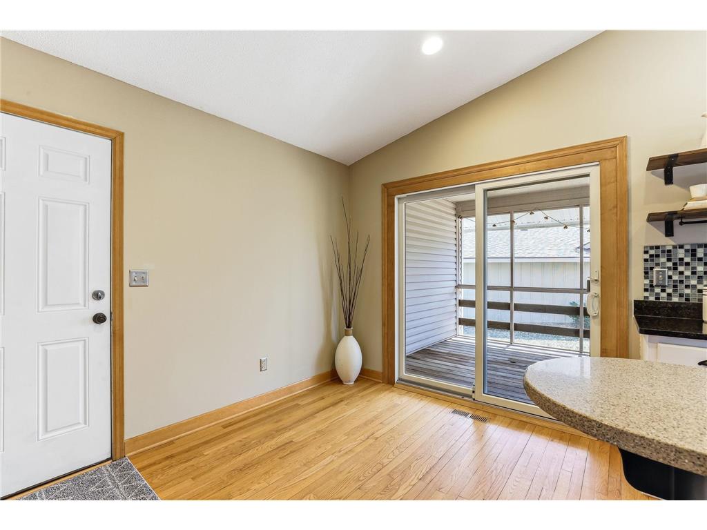 15008 1st Avenue S Burnsville MN 55306 7034422 image12