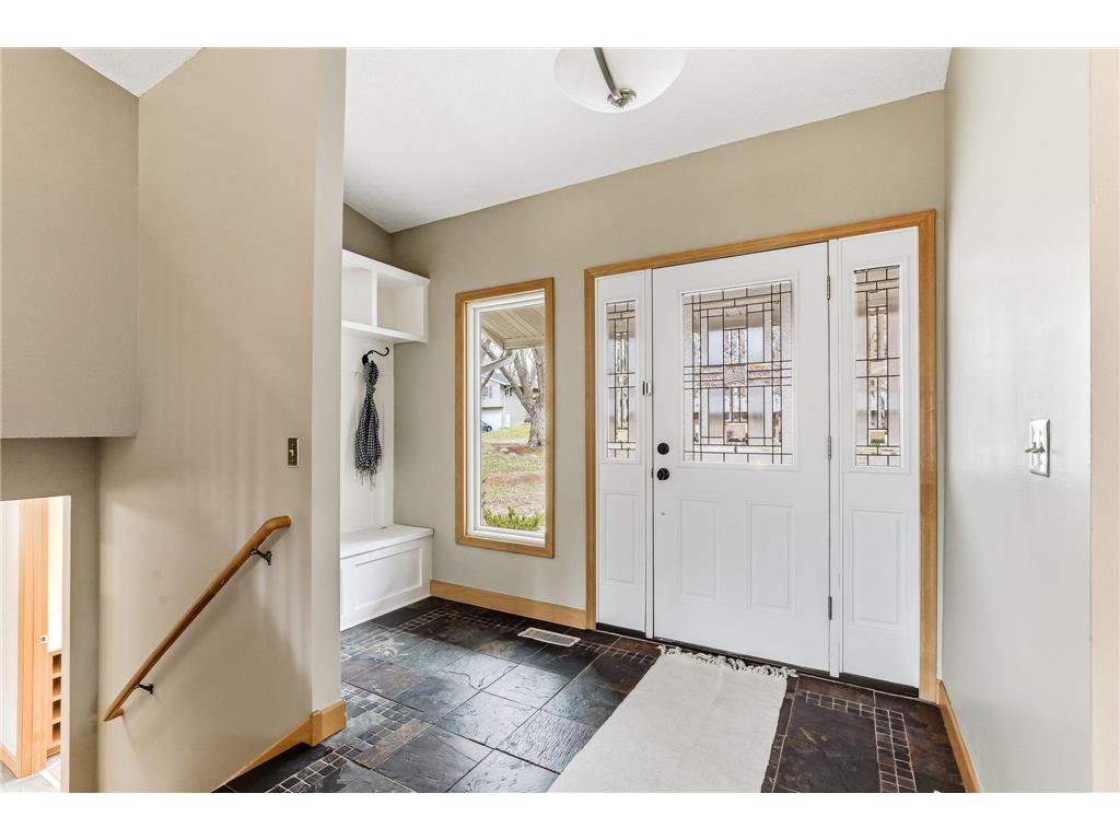 15008 1st Avenue S Burnsville MN 55306 7034422 image2