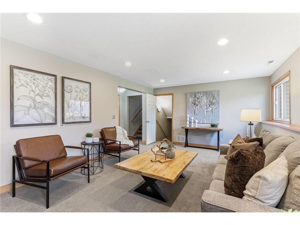 15008 1st Avenue S Burnsville MN 55306 7034422 image26