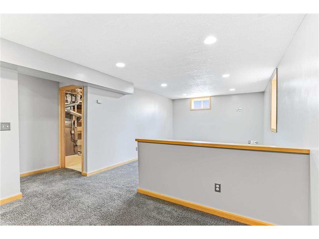 15008 1st Avenue S Burnsville MN 55306 7034422 image30