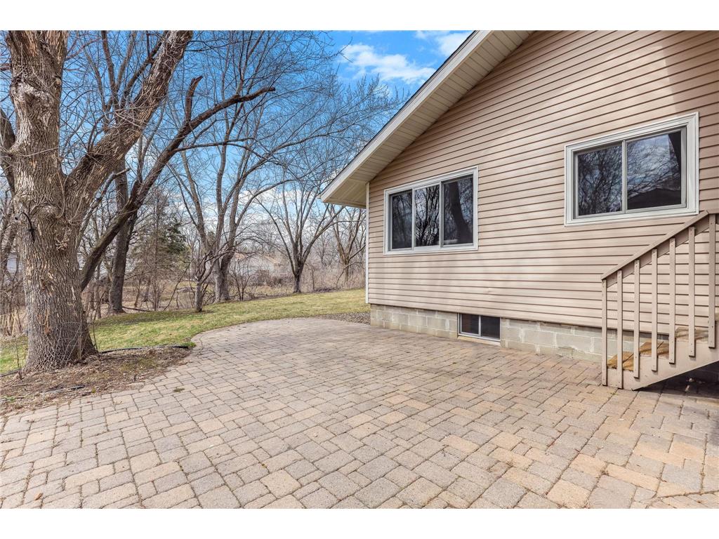 15008 1st Avenue S Burnsville MN 55306 7034422 image37