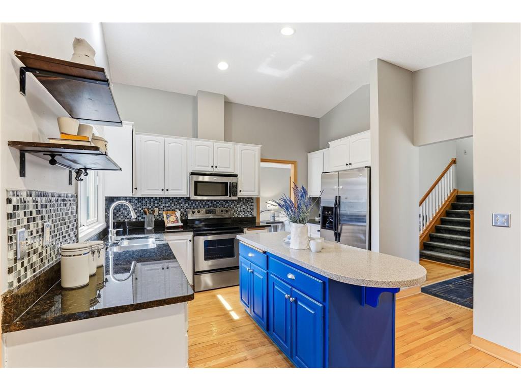 15008 1st Avenue S Burnsville MN 55306 7034422 image8
