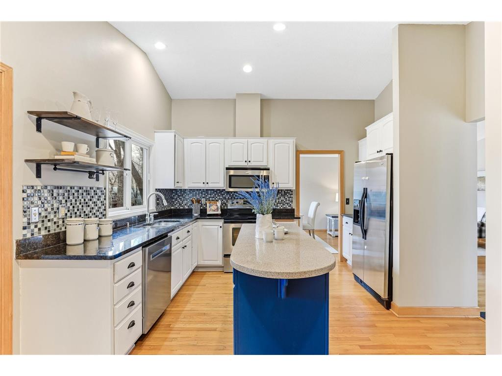 15008 1st Avenue S Burnsville MN 55306 7034422 image9