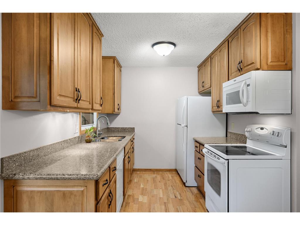15008 Cherry Lane Burnsville MN 55306 7107666 image15