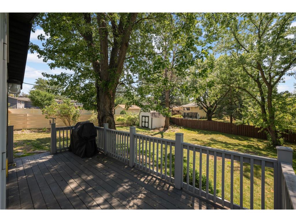 15008 Cherry Lane Burnsville MN 55306 7107666 image32
