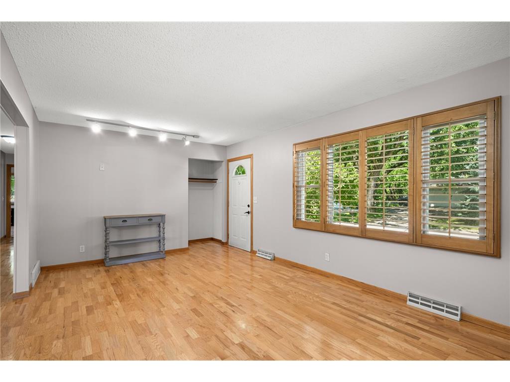 15008 Cherry Lane Burnsville MN 55306 7107666 image4