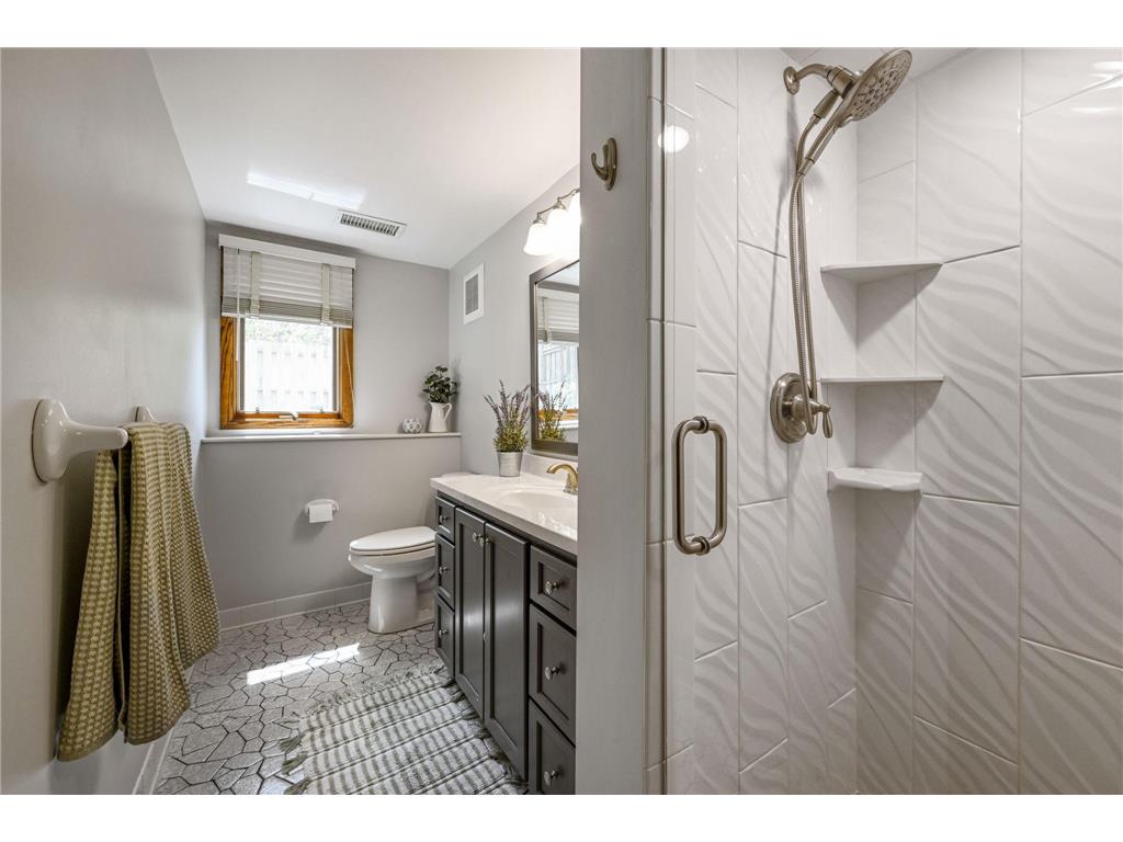 15008 Oakland Avenue Burnsville MN 55306 7070838 image21