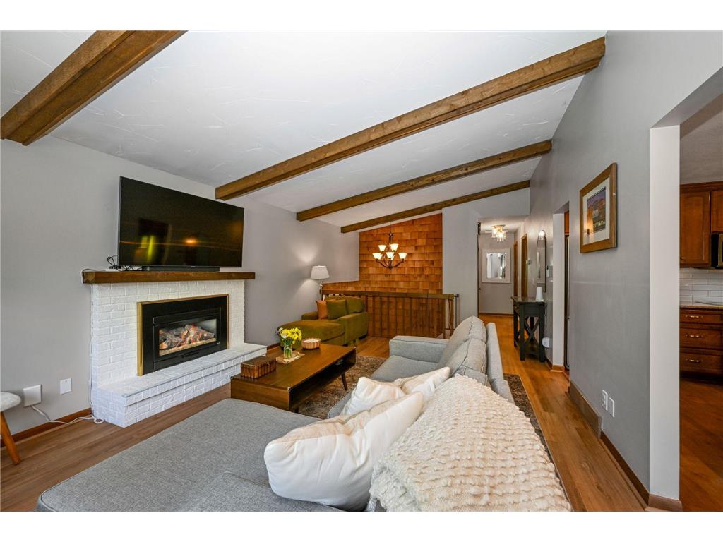 15008 Oakland Avenue Burnsville MN 55306 7070838 image3