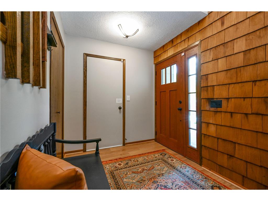 15008 Oakland Avenue Burnsville MN 55306 7070838 image8