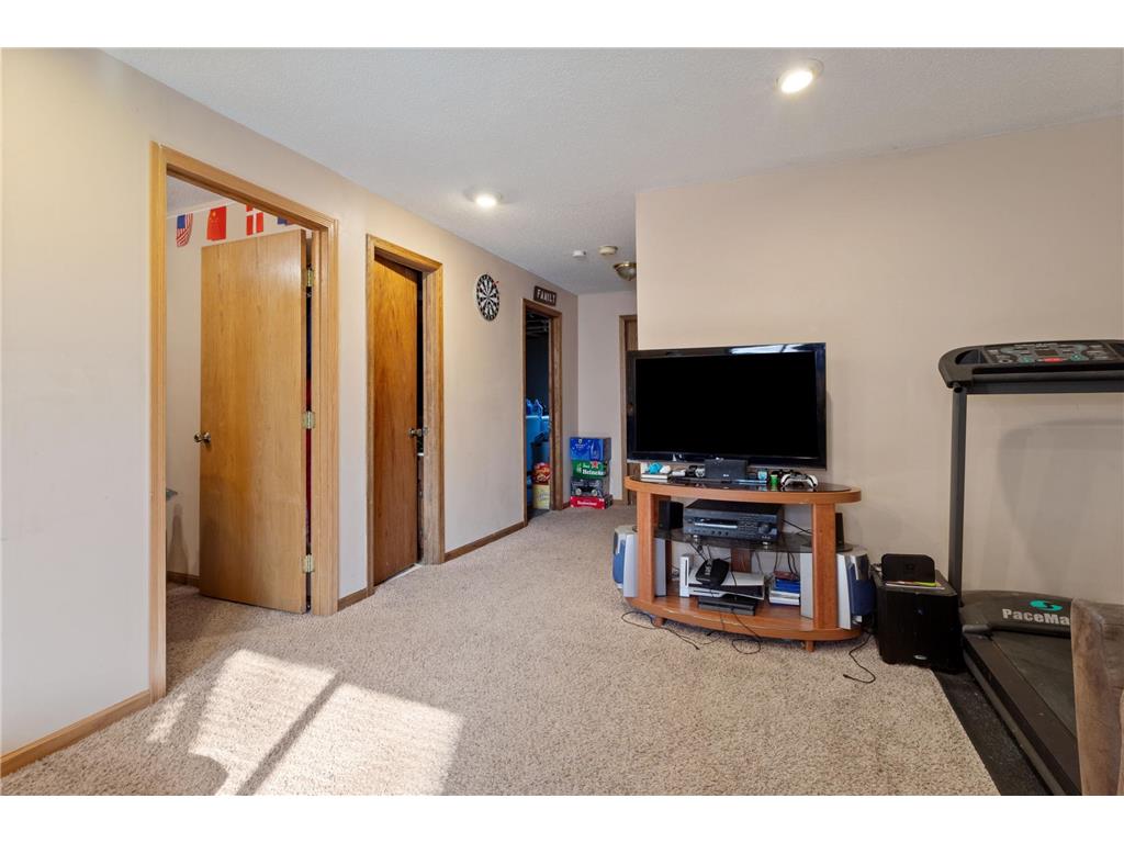1501 80th Avenue N Brooklyn Park MN 55444 7049587 image22