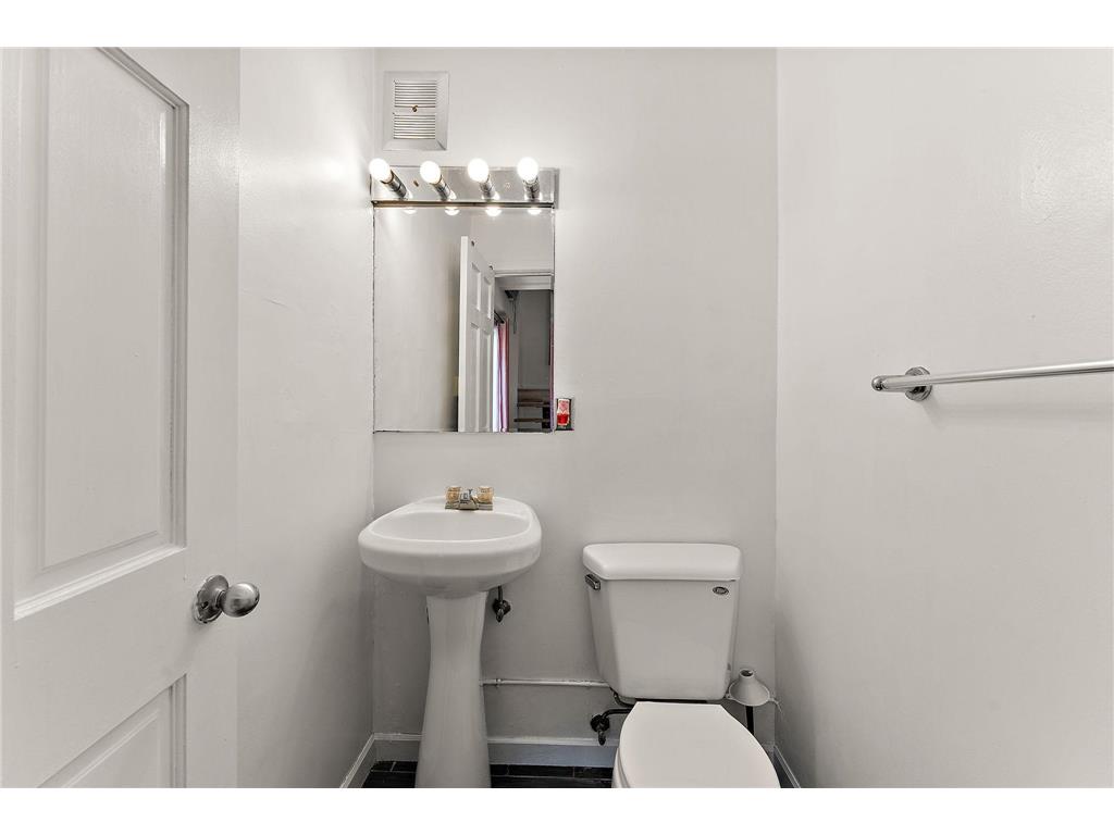 1501 American Boulevard E #204 Bloomington MN 55425 7068449 image12