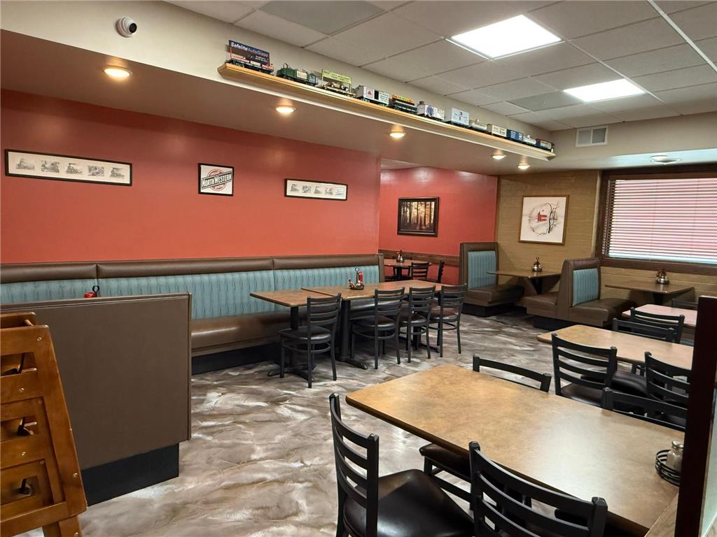 1501 E College Drive Marshall MN 56258 6766738 image10