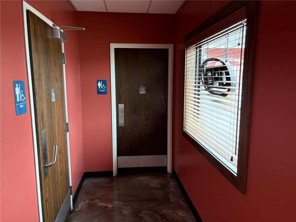 1501 E College Drive Marshall MN 56258 6766738 image4