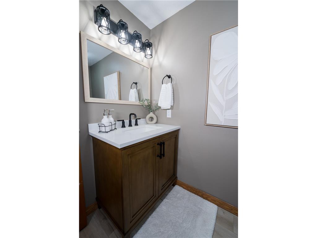 1501 Grover Road Eau Claire WI 54701 7075081 image37